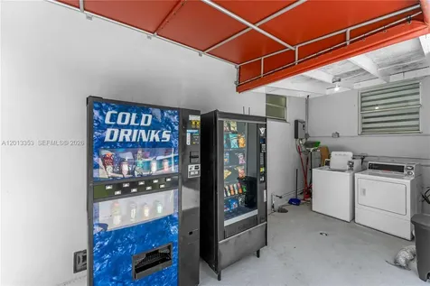 6355 SW 30th Street Miami FL 33155