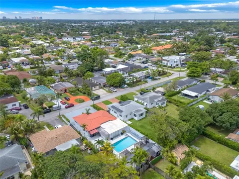 6355 SW 30th Street Miami FL 33155