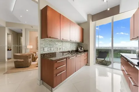 15811 Collins Avenue Sunny Isles Beach FL 33160