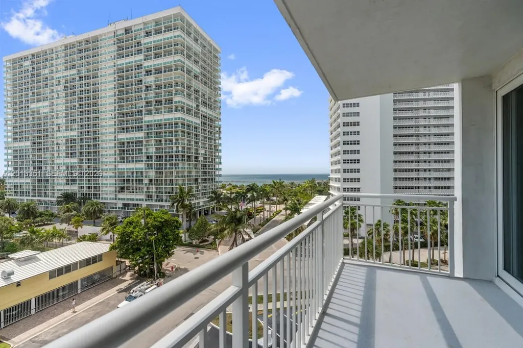 1920 S Ocean Drive Fort Lauderdale FL 33316