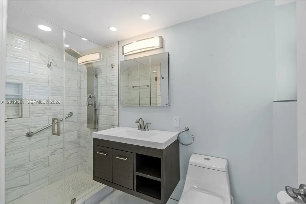 1920 S Ocean Drive Fort Lauderdale FL 33316