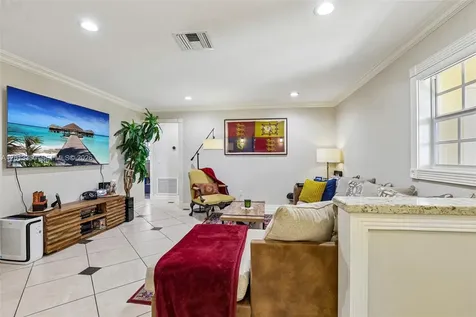 108 SE 4th Terrace Dania Beach FL 33004