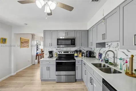 108 SE 4th Terrace Dania Beach FL 33004