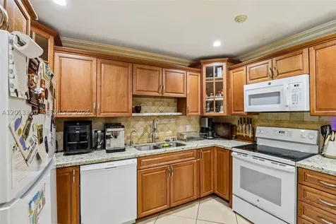 108 SE 4th Terrace Dania Beach FL 33004