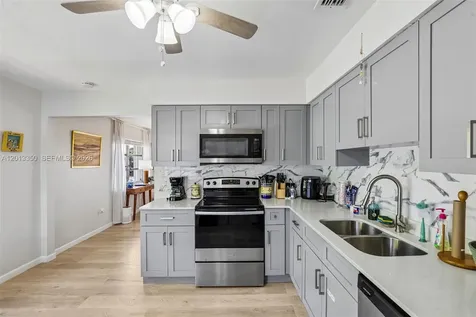 108 SE 4th Terrace Dania Beach FL 33004