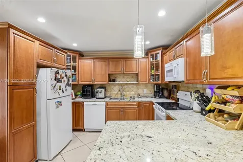 108 SE 4th Terrace Dania Beach FL 33004
