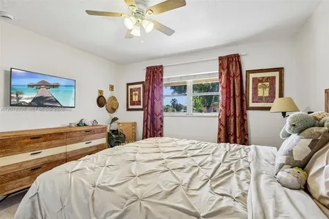 108 SE 4th Terrace Dania Beach FL 33004