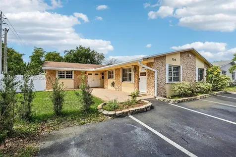 108 SE 4th Terrace Dania Beach FL 33004