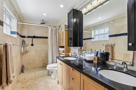 108 SE 4th Terrace Dania Beach FL 33004