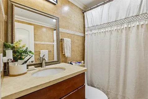 108 SE 4th Terrace Dania Beach FL 33004