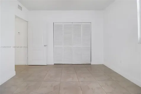 5085 NW 7th Street Miami FL 33126