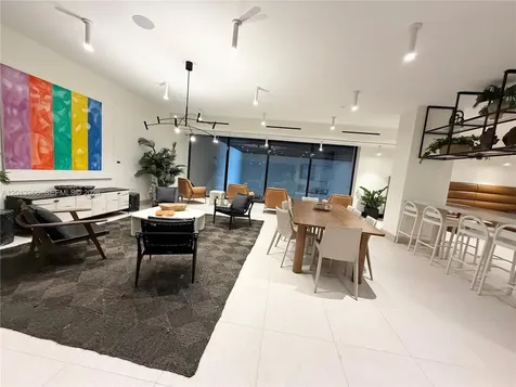 225 N Miami Avenue Miami FL 33128