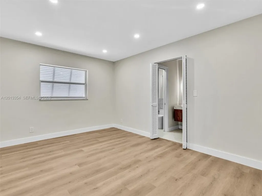 2101 NE 54th Court Fort Lauderdale FL 33308