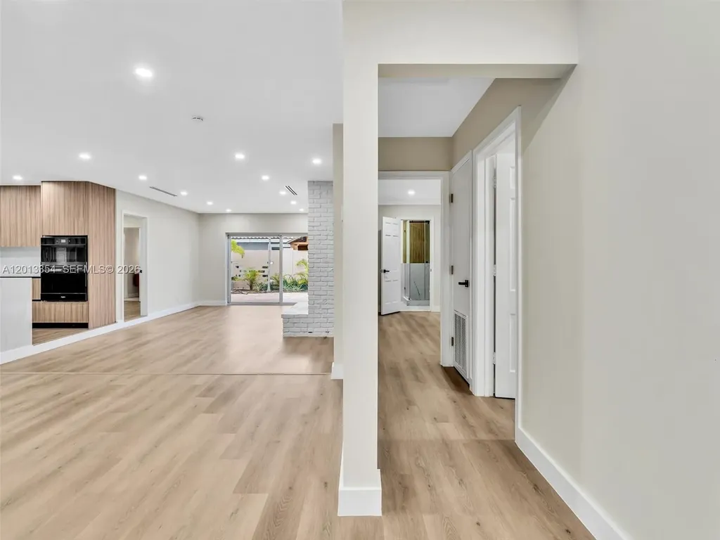 2101 NE 54th Court Fort Lauderdale FL 33308