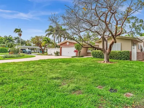 2101 NE 54th Court Fort Lauderdale FL 33308