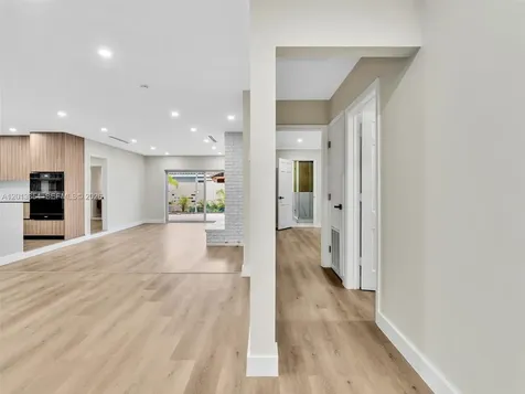2101 NE 54th Court Fort Lauderdale FL 33308