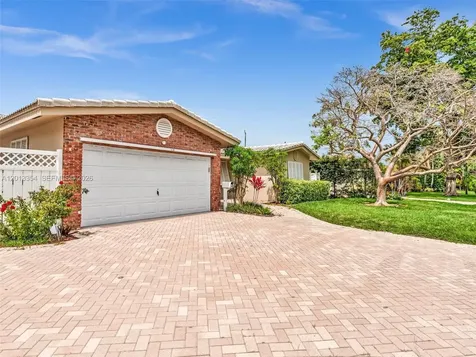 2101 NE 54th Court Fort Lauderdale FL 33308