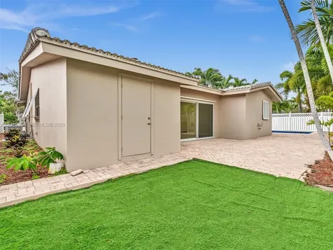 2101 NE 54th Court Fort Lauderdale FL 33308