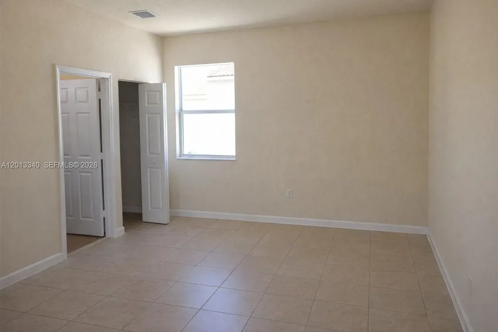 9551 SW 171st Place Miami FL 33196