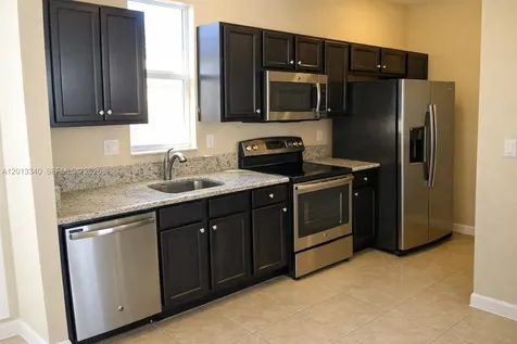 9551 SW 171st Place Miami FL 33196