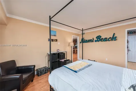 1000 Michigan Avenue Miami Beach FL 33139