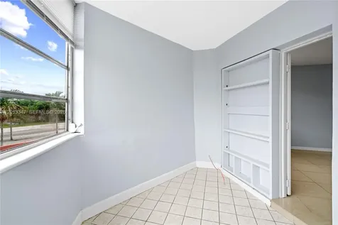 18638 NE 18th Avenue Miami FL 33179