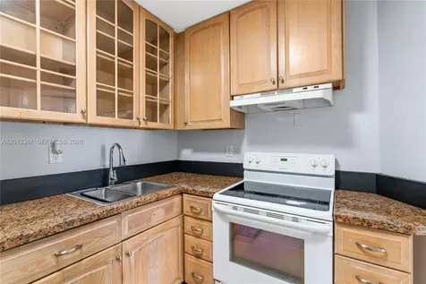 18638 NE 18th Avenue Miami FL 33179