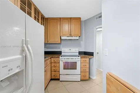18638 NE 18th Avenue Miami FL 33179
