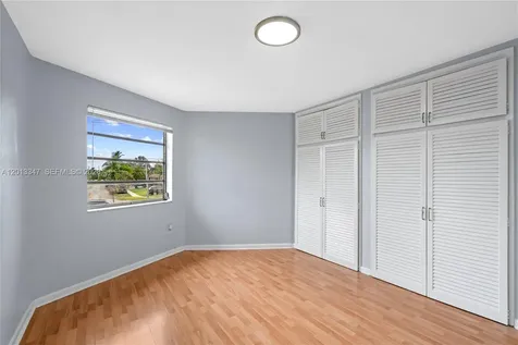 18638 NE 18th Avenue Miami FL 33179