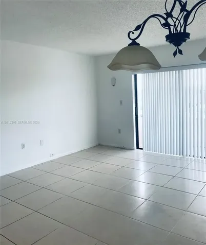 17600 NW 68th Avenue Hialeah FL 33015