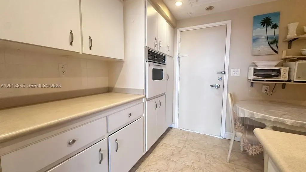 3200 NE 36th Street Fort Lauderdale FL 33308