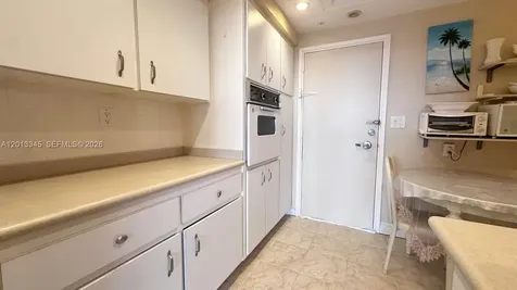 3200 NE 36th Street Fort Lauderdale FL 33308