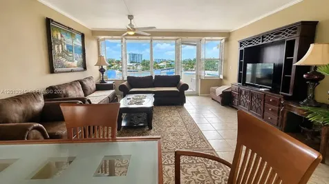 3200 NE 36th Street Fort Lauderdale FL 33308