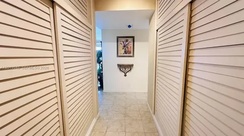 3200 NE 36th Street Fort Lauderdale FL 33308