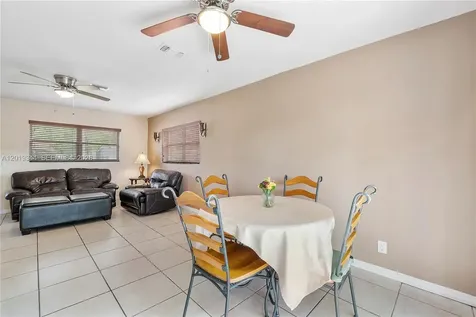 7201 SW 4th Street North Lauderdale FL 33068