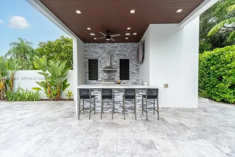 6785 SW 99th Terrace Pinecrest FL 33156