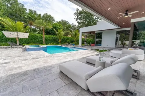 6785 SW 99th Terrace Pinecrest FL 33156