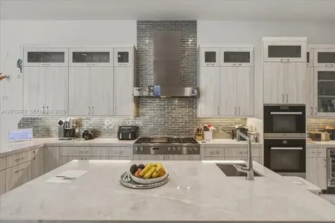 6785 SW 99th Terrace Pinecrest FL 33156