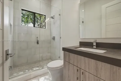 6785 SW 99th Terrace Pinecrest FL 33156