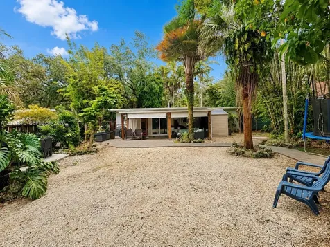 6834 SW 78th Terrace South Miami FL 33143