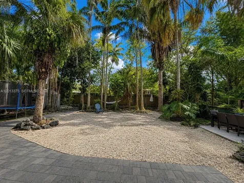 6834 SW 78th Terrace South Miami FL 33143
