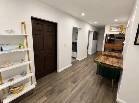 6834 SW 78th Terrace South Miami FL 33143