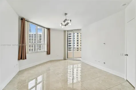 808 Brickell Key Drive Miami FL 33131