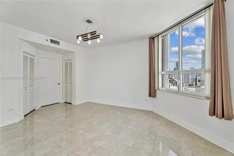 808 Brickell Key Drive Miami FL 33131