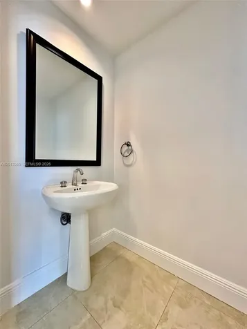 808 Brickell Key Drive Miami FL 33131