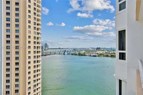 808 Brickell Key Drive Miami FL 33131
