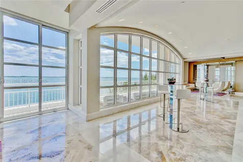 808 Brickell Key Drive Miami FL 33131