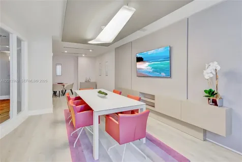 808 Brickell Key Drive Miami FL 33131