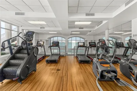 808 Brickell Key Drive Miami FL 33131