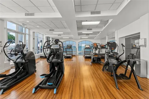 808 Brickell Key Drive Miami FL 33131